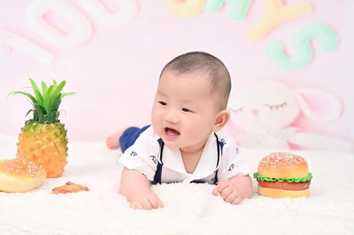 达州两岁宝宝晚上哭